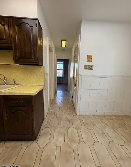 204 Columbia Ave — Photo 15
