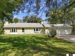 2730 SW 23rd St, Lincoln, NE 68522