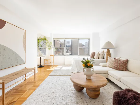 175 West 13th Street image 1 of 10