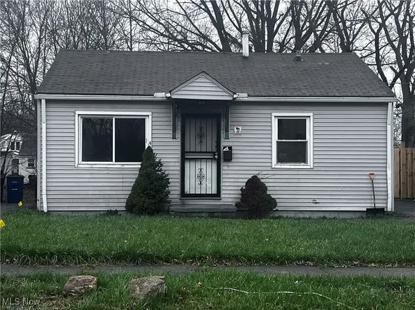 4412 E 144th St, Cleveland, OH 44128