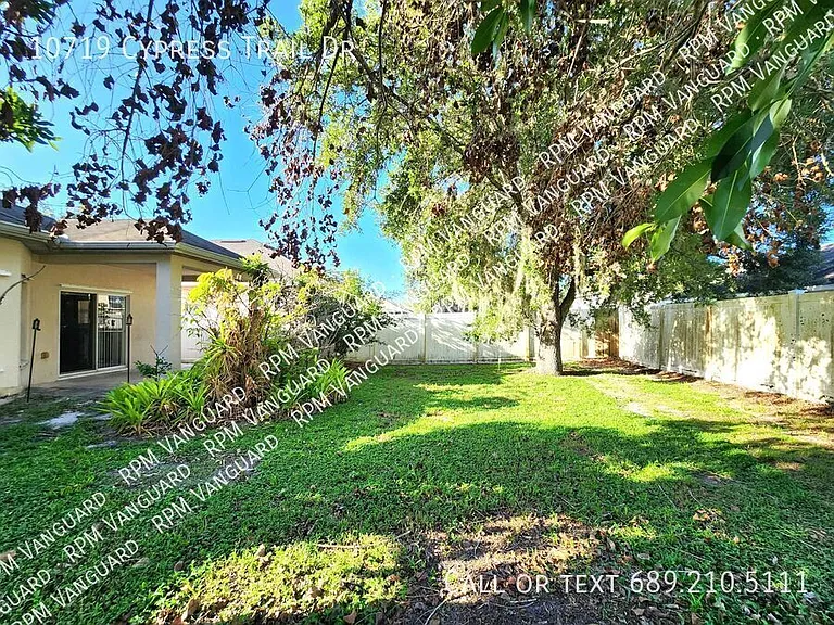 10719 Cypress Trail Dr — Photo 15