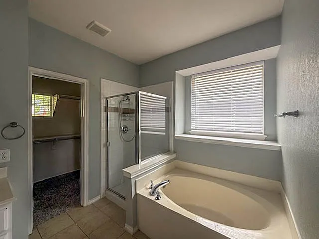 104 San Mateo Ct — Photo 15