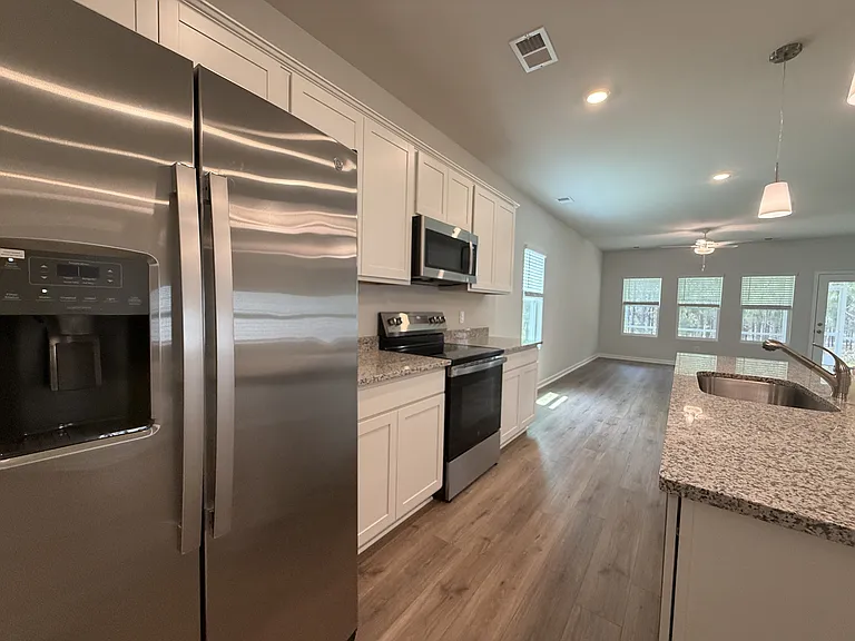 512 Outpost Way — Photo 6
