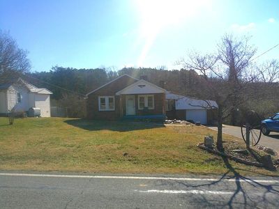 1042 Barrows Mill Rd, Martinsville, VA, 24112