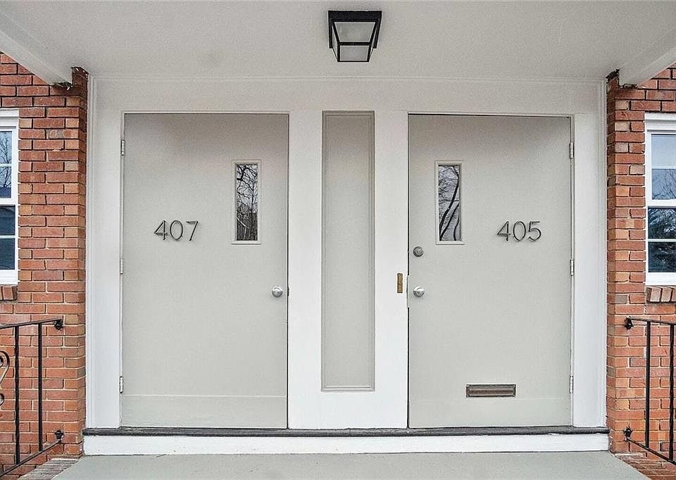 1st image of 407 Washington St #2