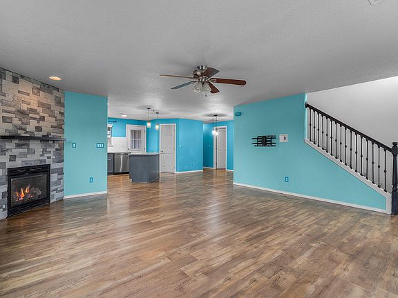 5th image of 485 SE Ponderosa Dr