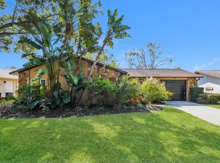 616 Sugar Mill Rd, Tarpon Springs, FL 34689