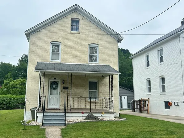 113 Bon Air St, Johnstown, PA 15909