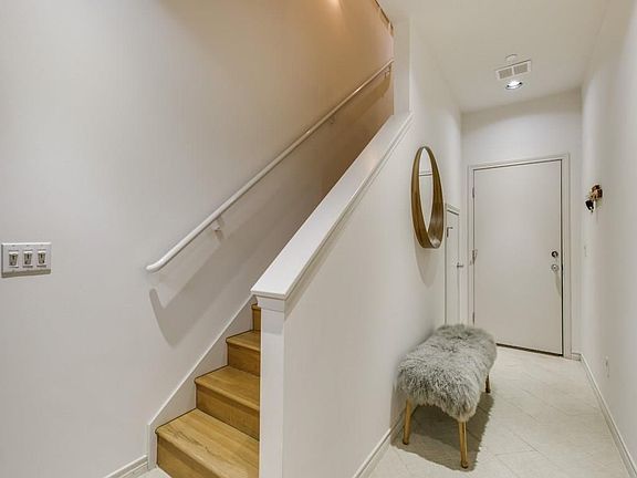 3rd image of 4310 Buena Vista St #11B