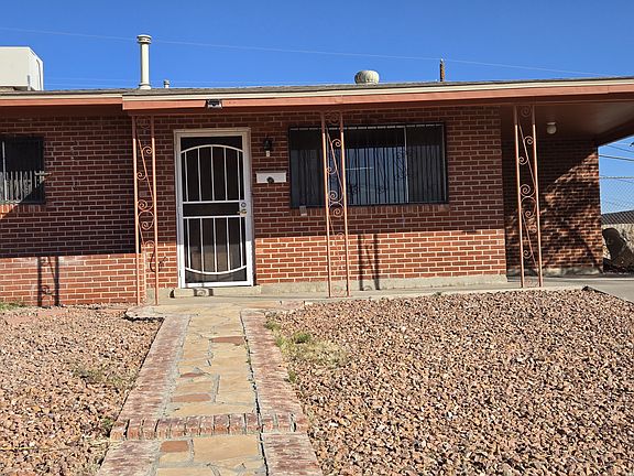 2nd image of 3507 Volcanic Ave