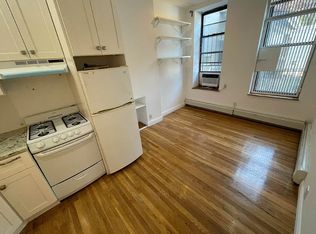 57 Clinton St #1R, New York, NY 10002