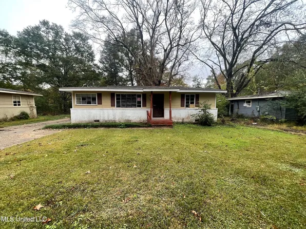1127 Killarney St, Jackson, MS 39212