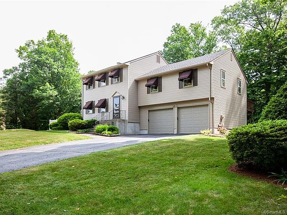 2nd image of 136 Deerfield Dr
