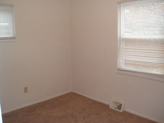 5th image of 828 National Ave
