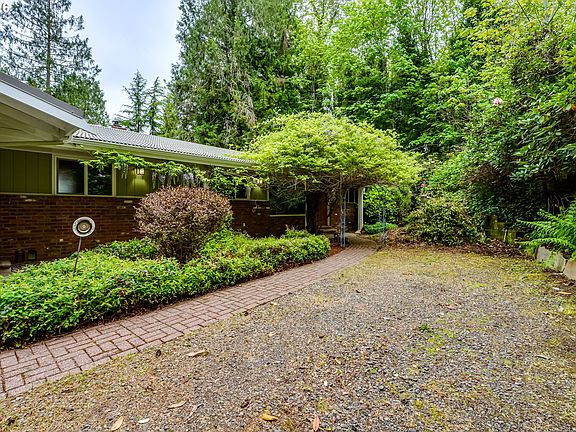 2nd image of 41929 Deerhorn Rd