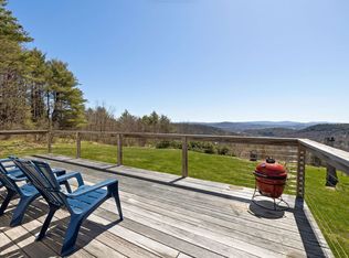162 Meadow Ln, White River Junction, VT 05001