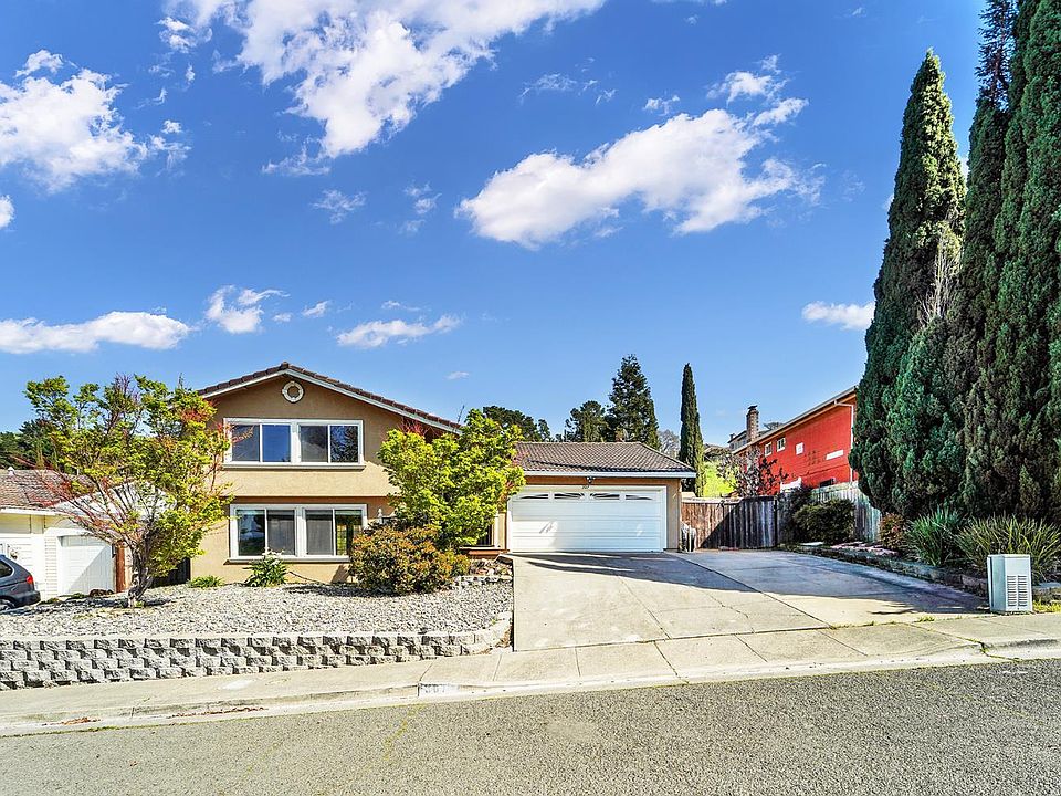 1st image of 307 Brunswick Drive