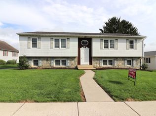 1210 Dawn Ave, Ephrata, PA 17522