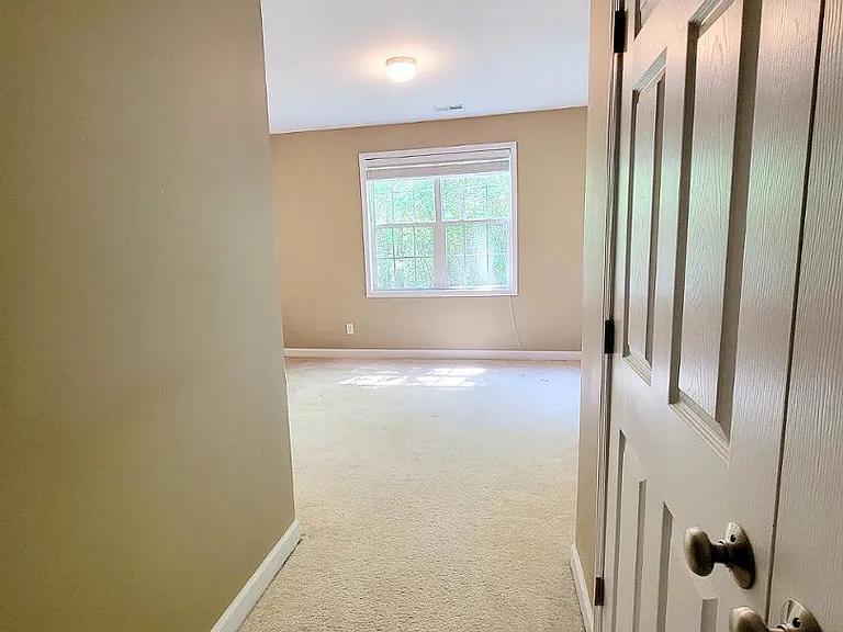 4640 Centrebrook Cir — Photo 18