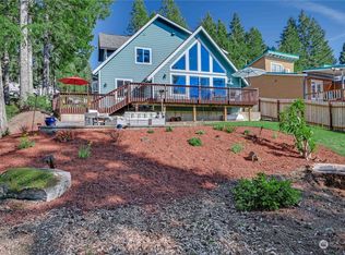 81 E Olympic Dr, Grapeview, WA 98546