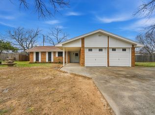 1204 Zahara St, Bowie, TX 76230