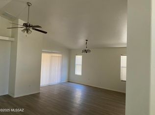 6858 W Quailwood Way, Tucson, AZ 85757