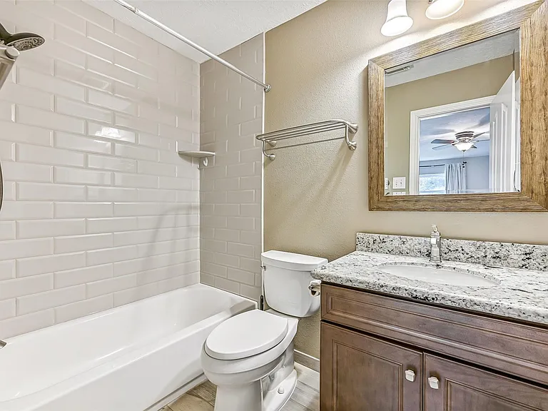 513 Meadow Bend Dr — Photo 29