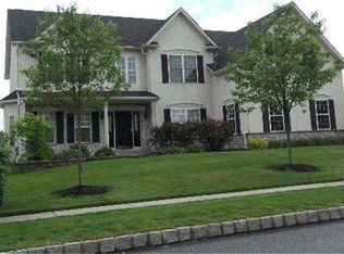106 Eaton Dr, North Wales, PA 19454