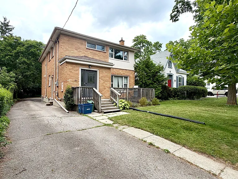 196 Emery St E — Photo 3