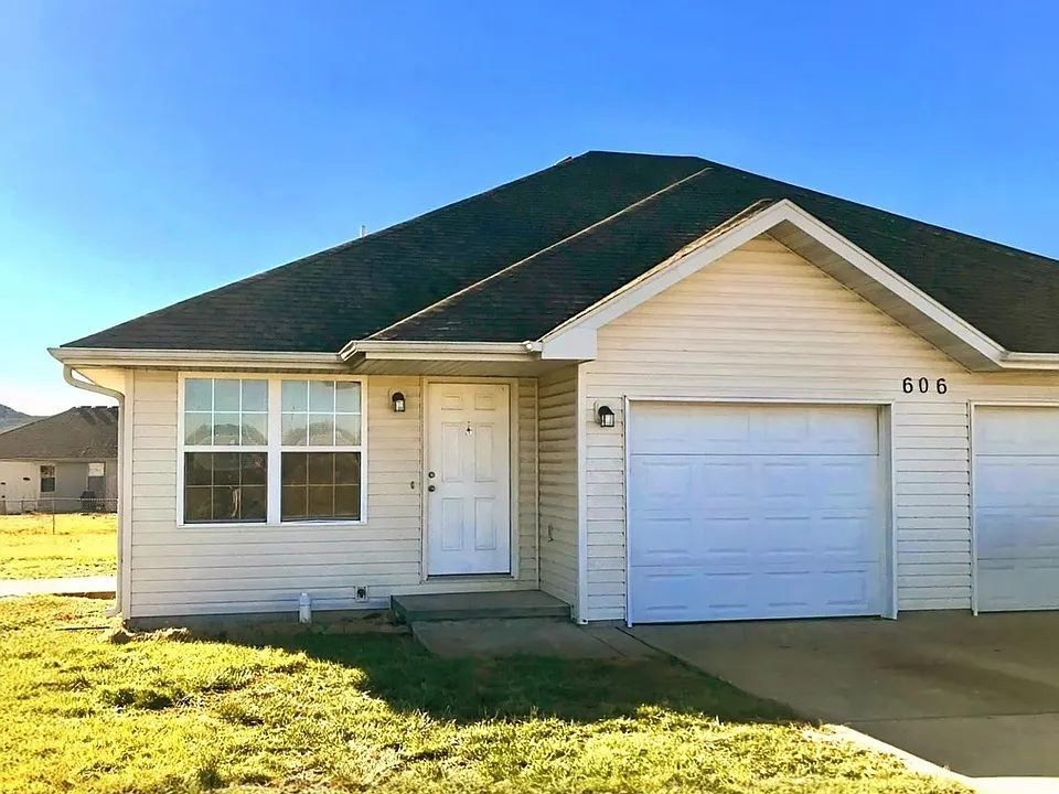 606A W Kimberly Ct