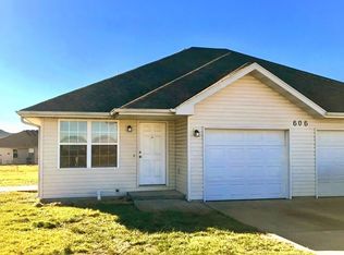 606A W Kimberly Ct, Clever, MO 65631