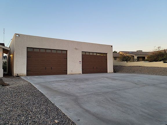 Detached 6 car garage