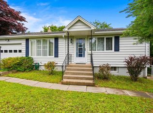 17 Forward Ave, Halifax, NS B3P 1S3