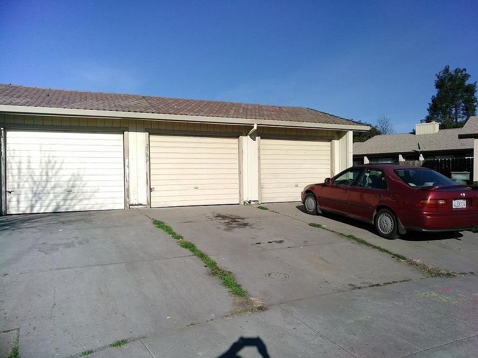 2nd image of 2511 Gareth Cir