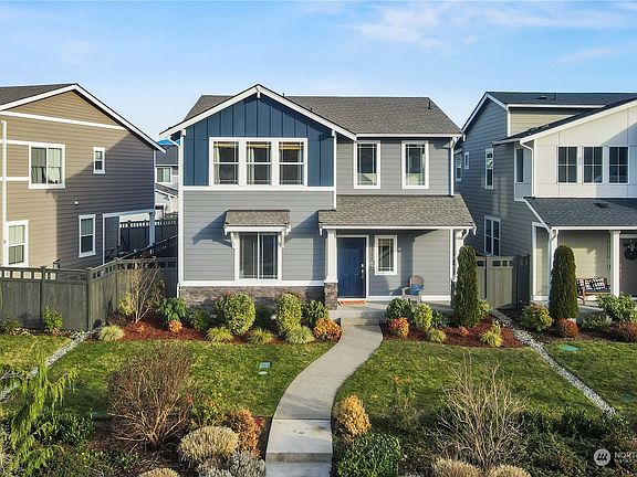 2nd image of 32780 SE Cottonwood Street