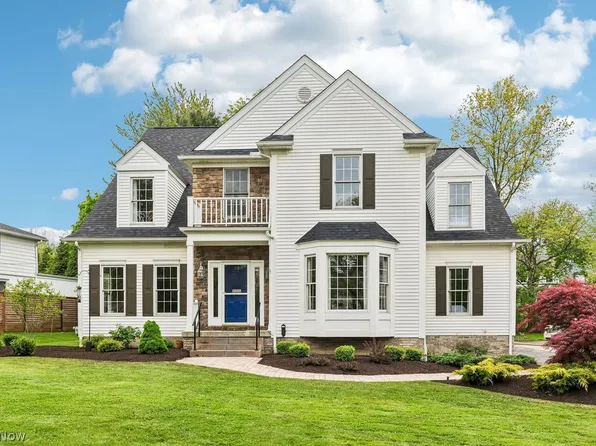 21376 Sydenham Rd, Shaker Heights, OH 44122