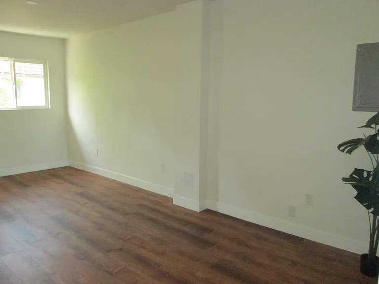 Brentwood/Suntree East Apartments — Photo 64