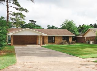 1512 Lisa Ln, Oakdale, LA 71463