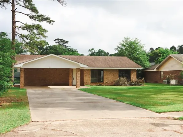 1512 Lisa Ln, Oakdale, LA 71463