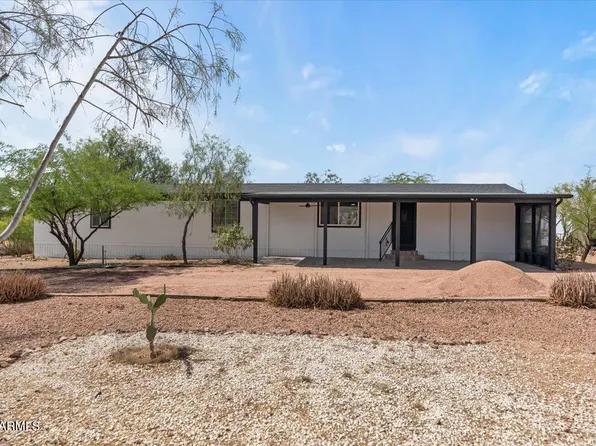 2141 E BROADWAY Avenue, Apache Junction, AZ 85119