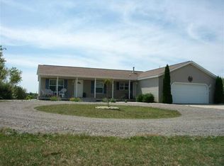 2385 W Hallett Rd, Hillsdale, MI 49242