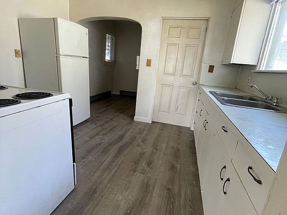 5th image of 1906 Bay Ave