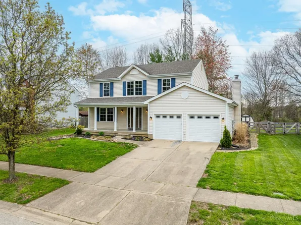 1521 Spruce Dr, Amelia, OH 45102