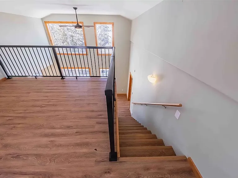 34087 Warren Ln — Photo 17
