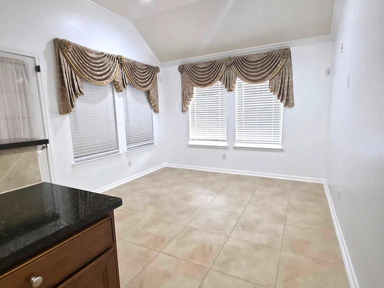 7011 Bedias Creek Ct — Photo 9