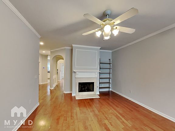 4th image of 2314 Longcourt Way SE