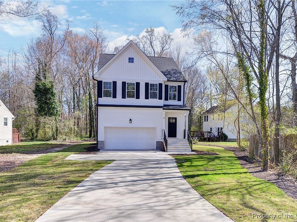 1st image of 100 Woodside Dr