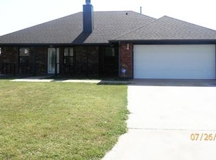 834 Huddleston Dr, Cache, OK 73527
