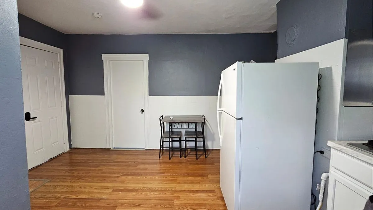 1 bed, 1.0 bath, 1000 sqft, $750 — Photo 4