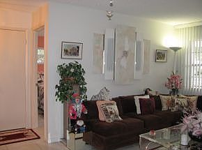 4th image of 8435 SW 91st St Unit H